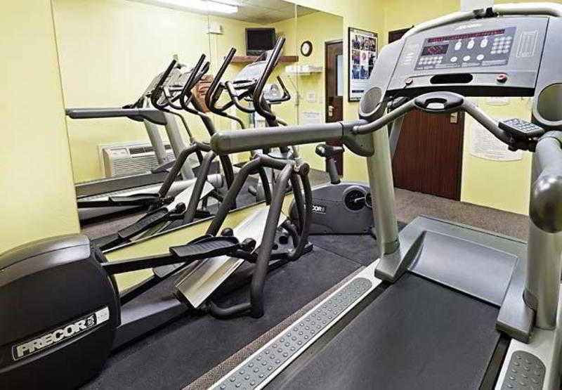 Fairfield Inn & Suites By Marriott San Antonio Airport/North Star Mall Facilities photo